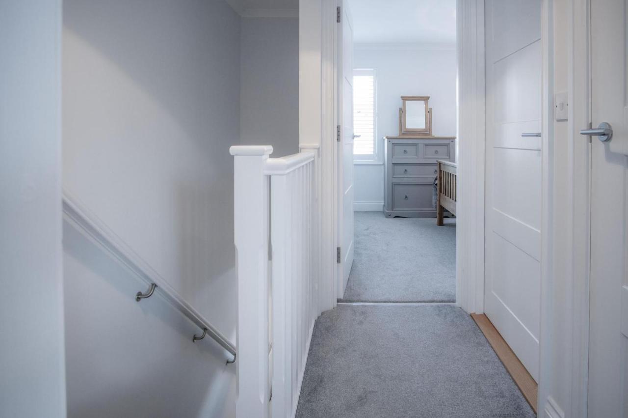Ty Melyn - 2 Bedroom Cottage - Тенби Экстерьер фото